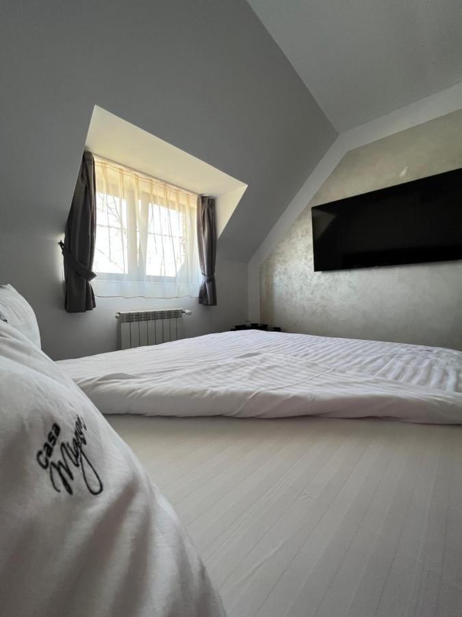Hotel Casa Mignon Oradea Exterior foto